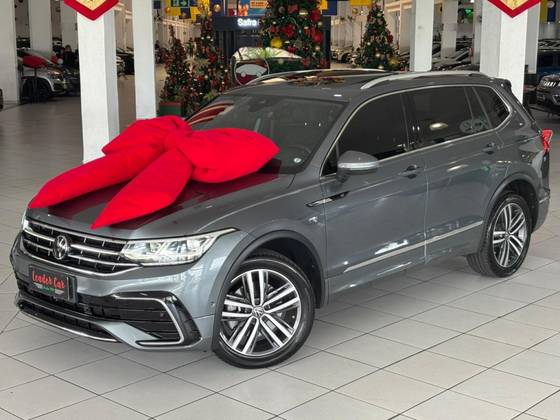VOLKSWAGEN TIGUAN 2.0 300 TSI GASOLINA ALLSPACE R-LINE AUTOMÁTICO VOLKSWAGEN TIGUAN 2.0 300 TSI GASOLINA ALLSPACE R-LINE AUTOMÁTICO
